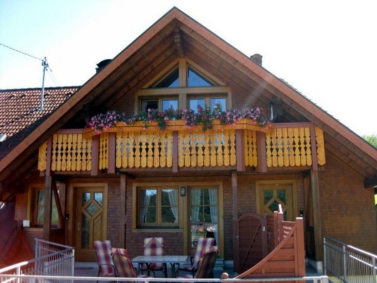 Апартаменты Haus Am Kreuzbuehl Dachsberg im Schwarzwald Экстерьер фото